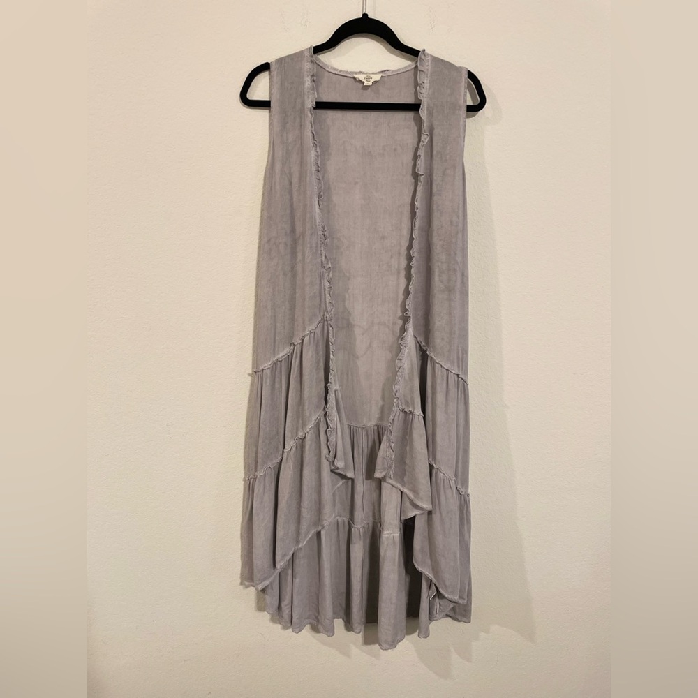 Entro Gray Sleeveless Kimono
